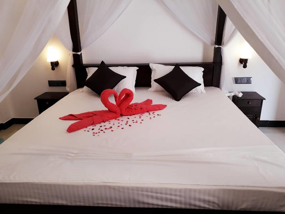 Turtle Reef Guest Bed & Breakfast Mirissa Ngoại thất bức ảnh