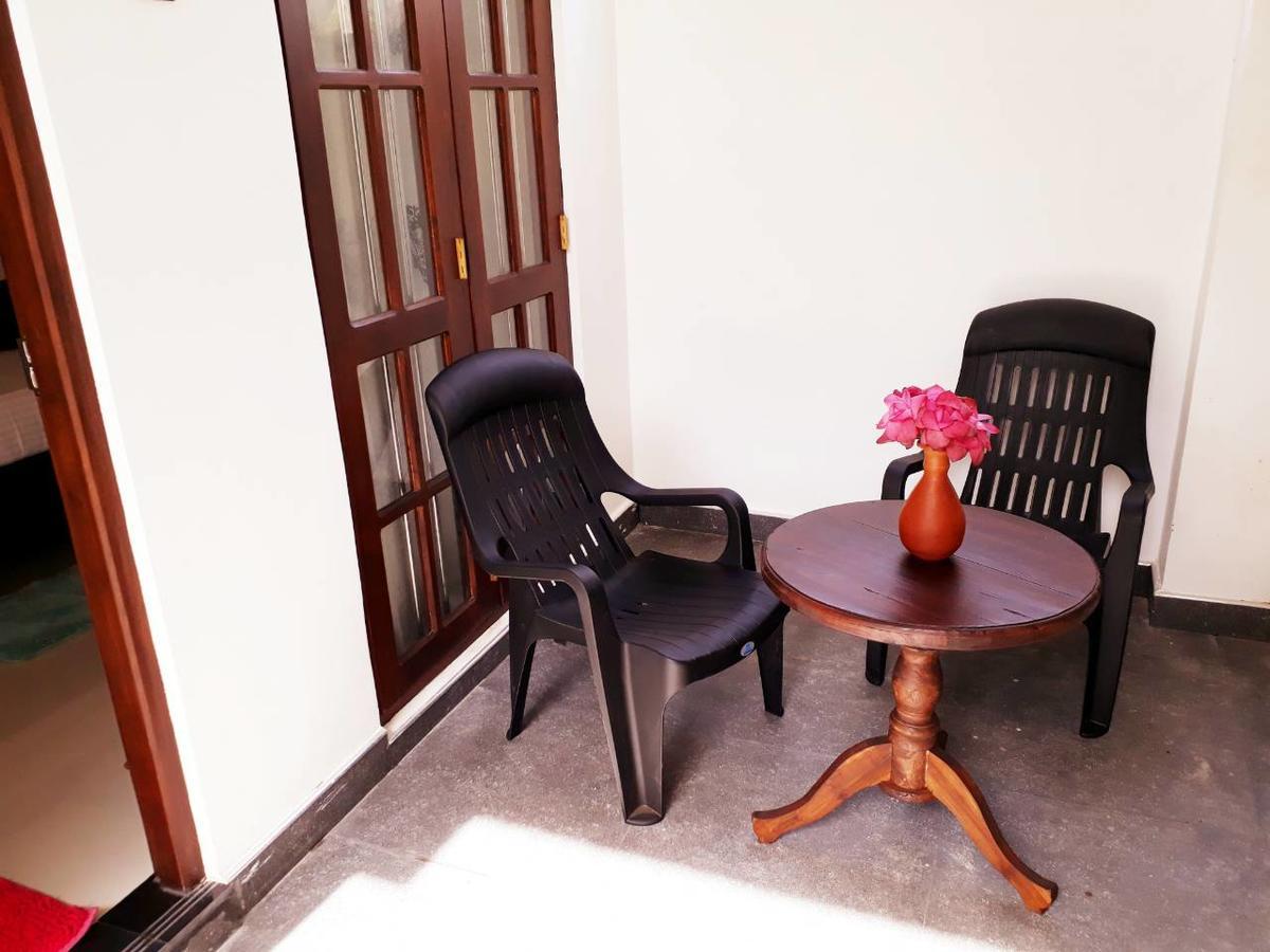 Turtle Reef Guest Bed & Breakfast Mirissa Ngoại thất bức ảnh